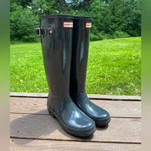 Hunter Women’s Original Tall Rain Boot, size 9, dark slate gray
